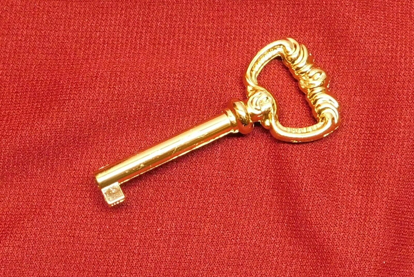 Howard Miller Grandfather Clock Curio Door Key Ridgeway Sligh Pearl Fancy