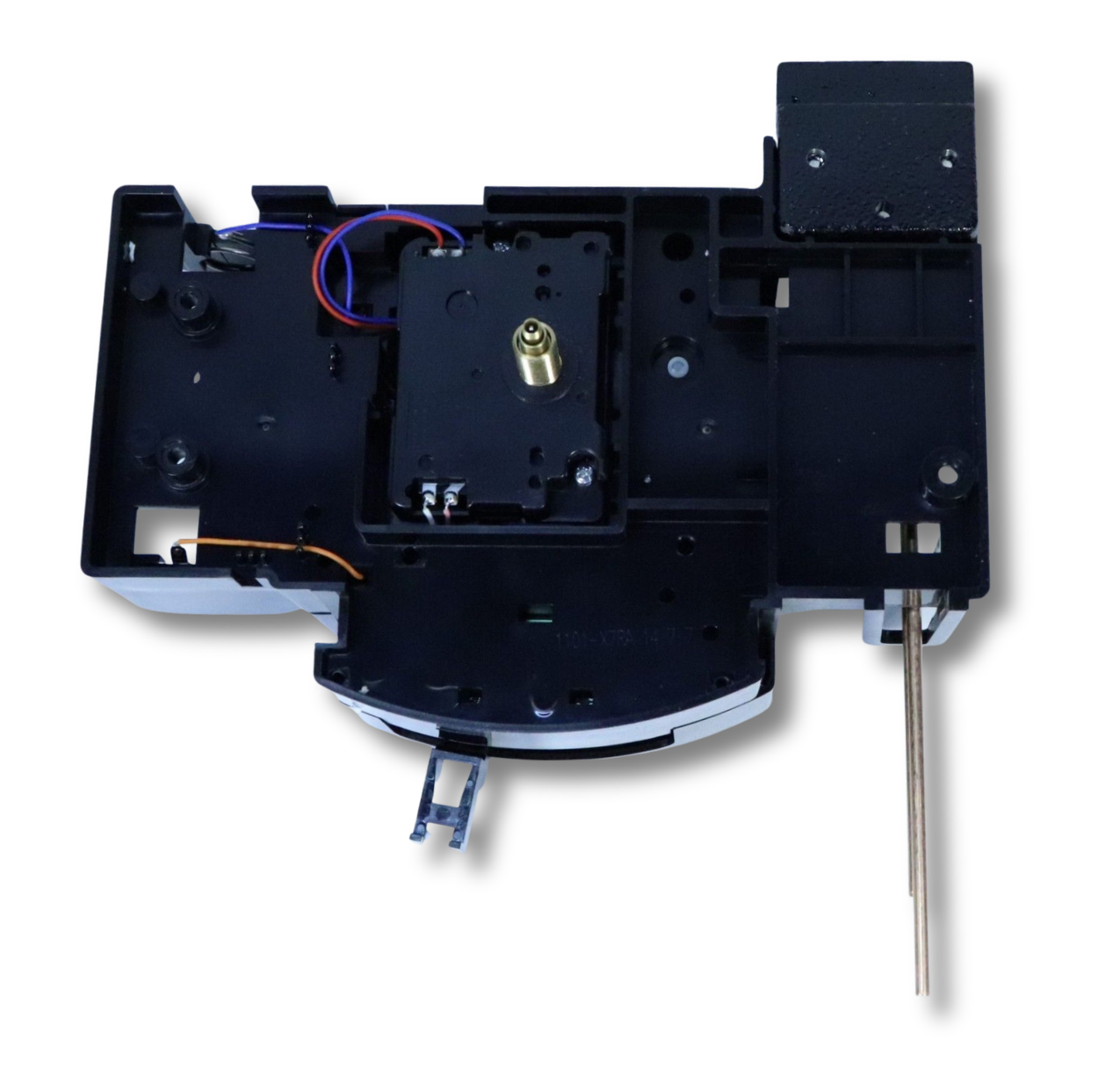 Rhythm quartz pendulum clock movement with mechanical bim-bam strike and copper chime rods